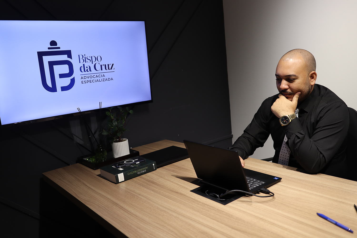 imagem bispo da cruz